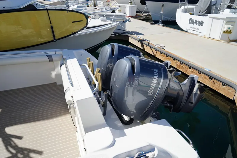 Slide: The Image of Wellcraft 290 Coastal 2006 - 23