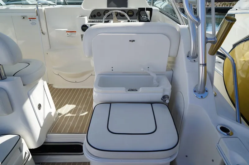 Slide: The Image of Wellcraft 290 Coastal 2006 - 6