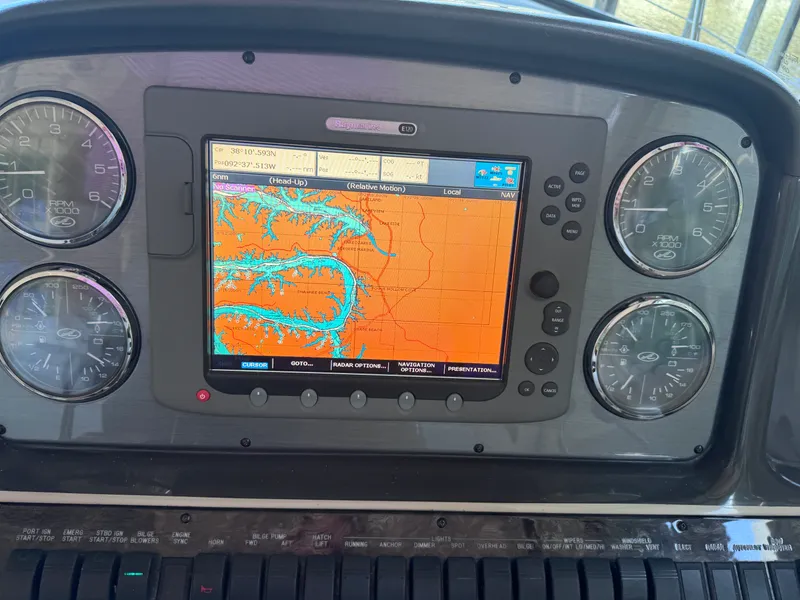 Slide: The Image of Sea Ray 38 Sundancer 2007 - 11