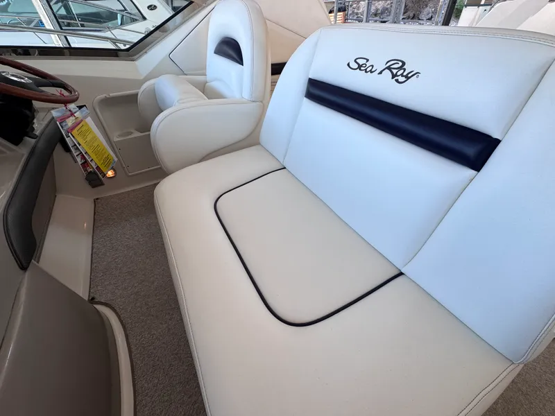 Slide: The Image of Sea Ray 38 Sundancer 2007 - 13