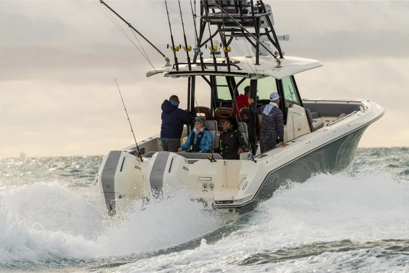Slide: The Image of Boston Whaler 360 Outrage 2026 - 194