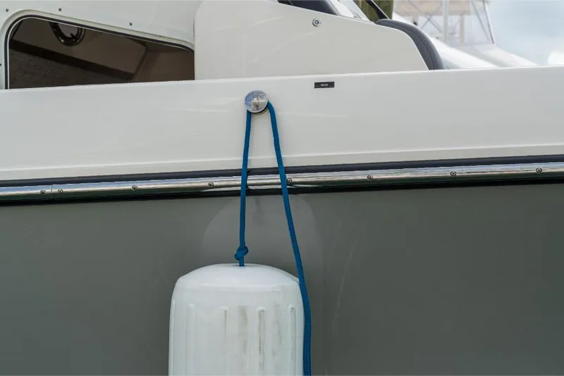 Slide: The Image of Boston Whaler 360 Outrage 2026 - 98