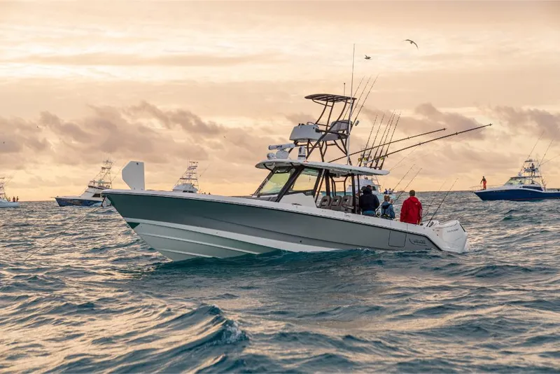 Slide: The Image of Boston Whaler 360 Outrage 2026 - 142