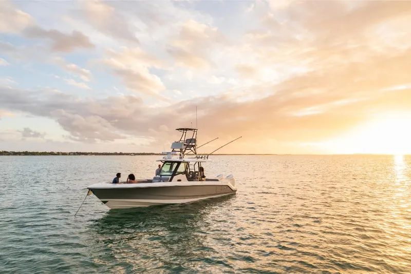 Slide: The Image of Boston Whaler 360 Outrage 2026 - 132