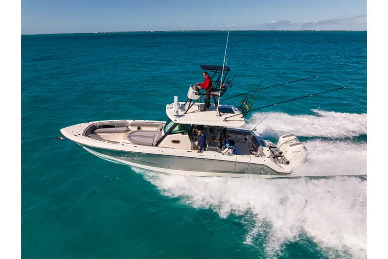Slide: The Image of Boston Whaler 360 Outrage 2026 - 0
