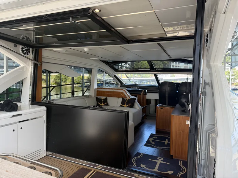 Slide: The Image of Sunseeker PREDATOR 55 2021 - 12