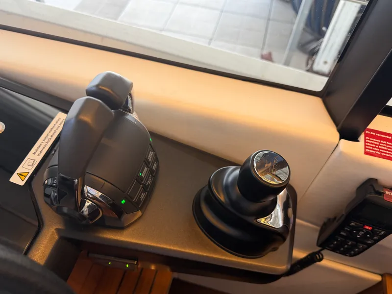 Slide: The Image of Sunseeker PREDATOR 55 2021 - 9
