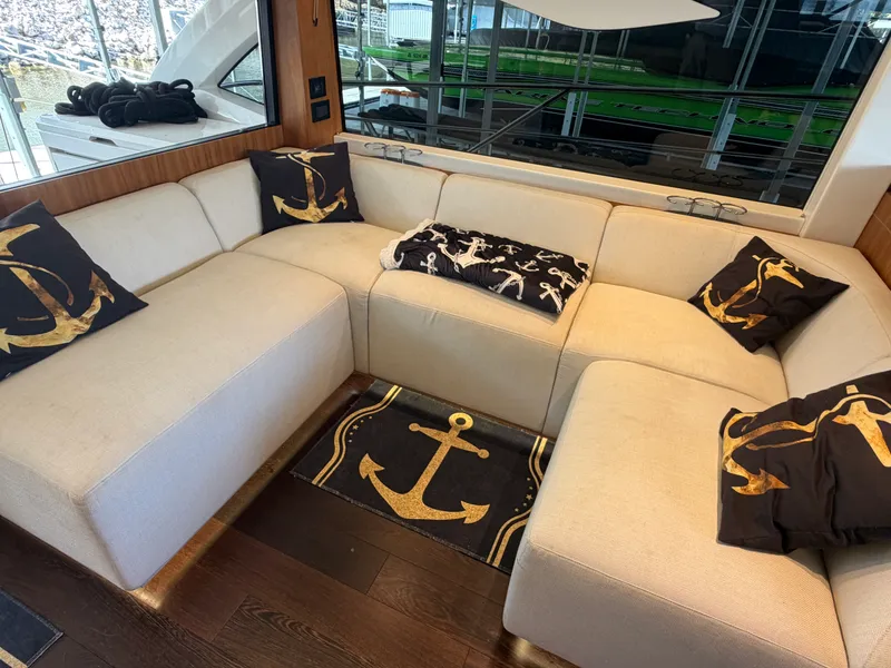 Slide: The Image of Sunseeker PREDATOR 55 2021 - 22