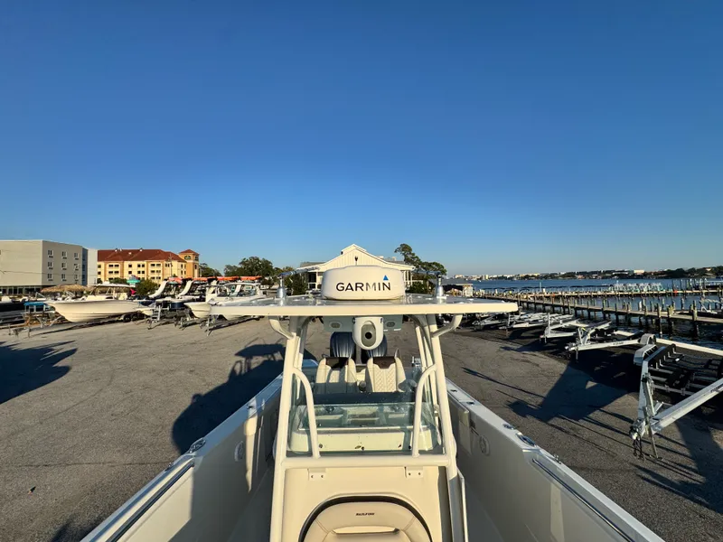 Slide: The Image of Sailfish 320 CC 2022 - 26