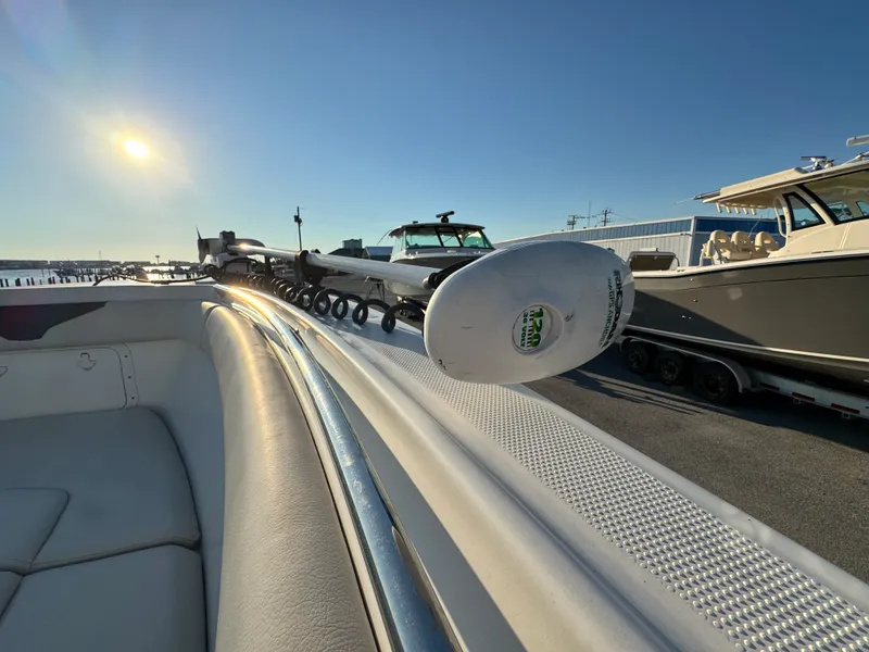 Slide: The Image of Sailfish 320 CC 2022 - 27