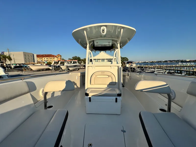 Slide: The Image of Sailfish 320 CC 2022 - 25
