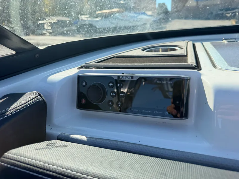 Slide: The Image of Mastercraft XT23 2017 - 28