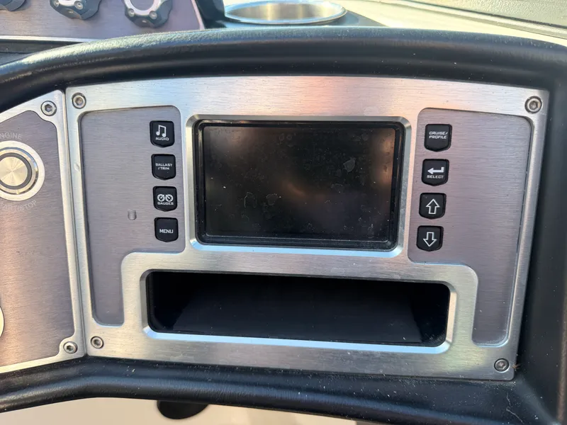 Slide: The Image of Mastercraft XT23 2017 - 38