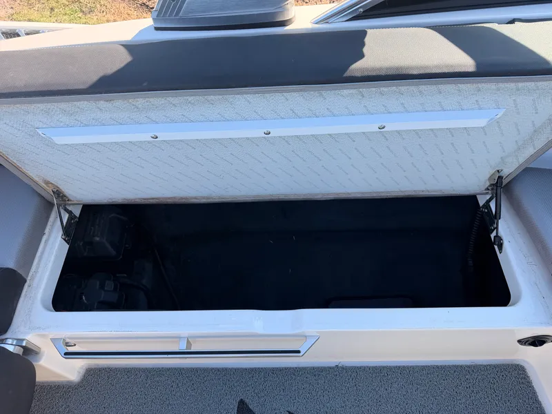 Slide: The Image of Mastercraft XT23 2017 - 25
