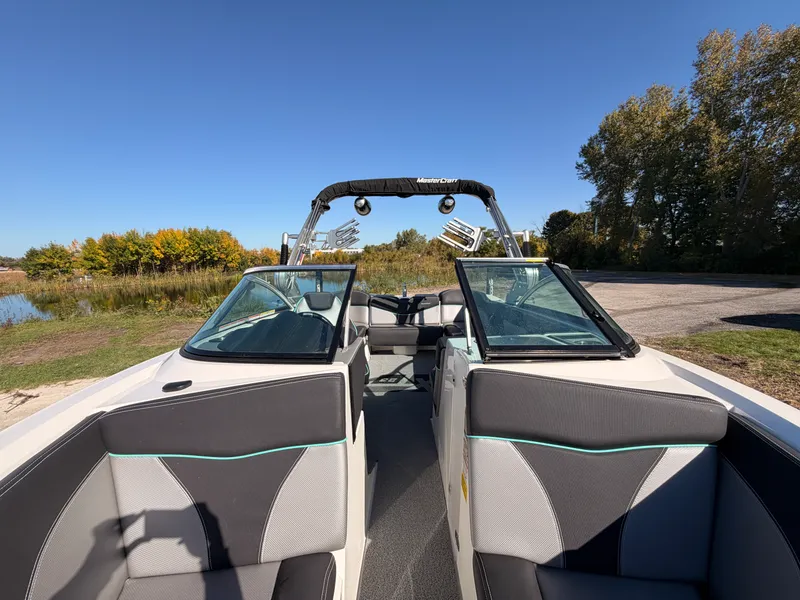 Slide: The Image of Mastercraft XT23 2017 - 51
