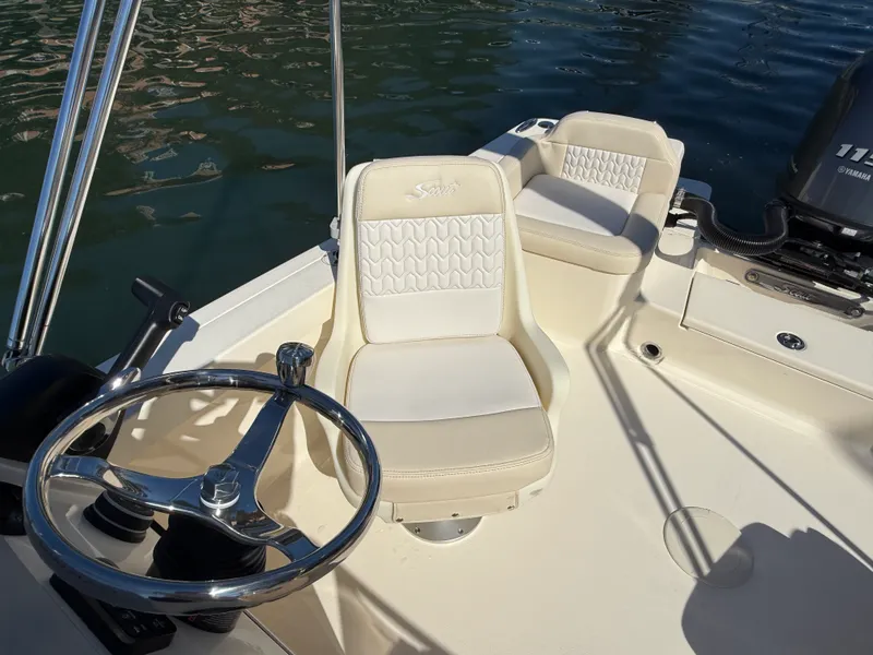 Slide: The Image of Scout 188 Sport Dorado 2027 - 11