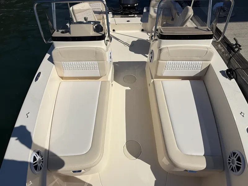 Slide: The Image of Scout 188 Sport Dorado 2027 - 16