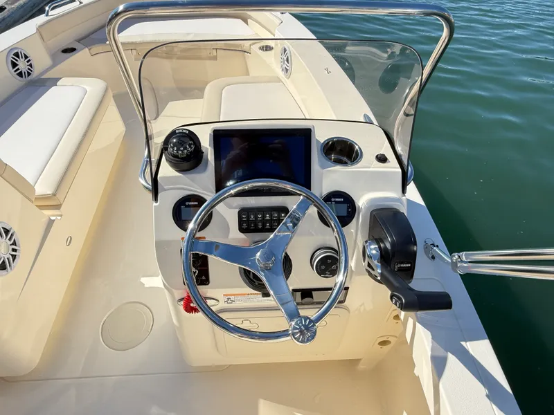 Slide: The Image of Scout 188 Sport Dorado 2027 - 12