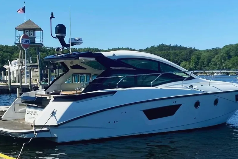 The Image of Beneteau Gran Turismo 40 2016 - 0