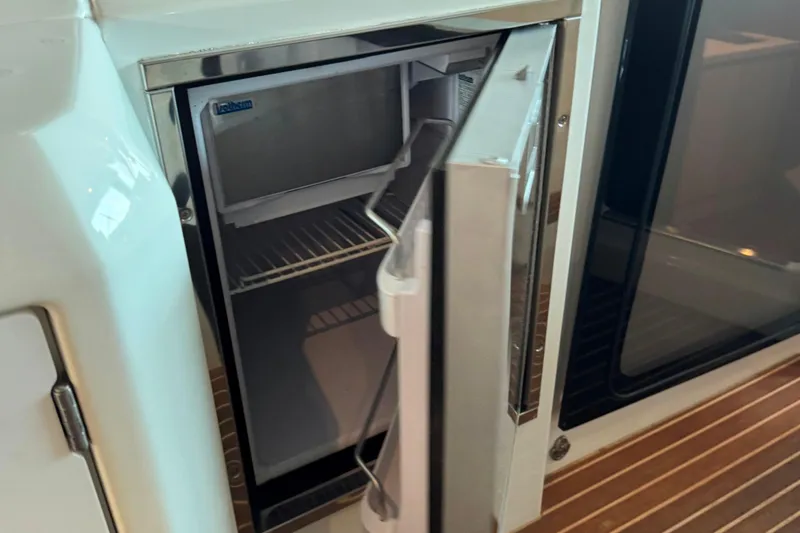Slide: The Image of Beneteau Gran Turismo 40 2016 - 17