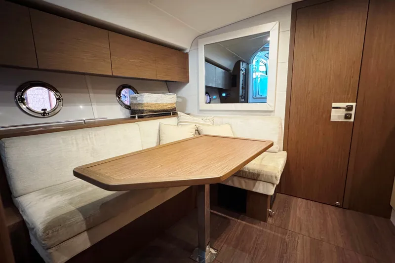 Slide: The Image of Beneteau Gran Turismo 40 2016 - 20