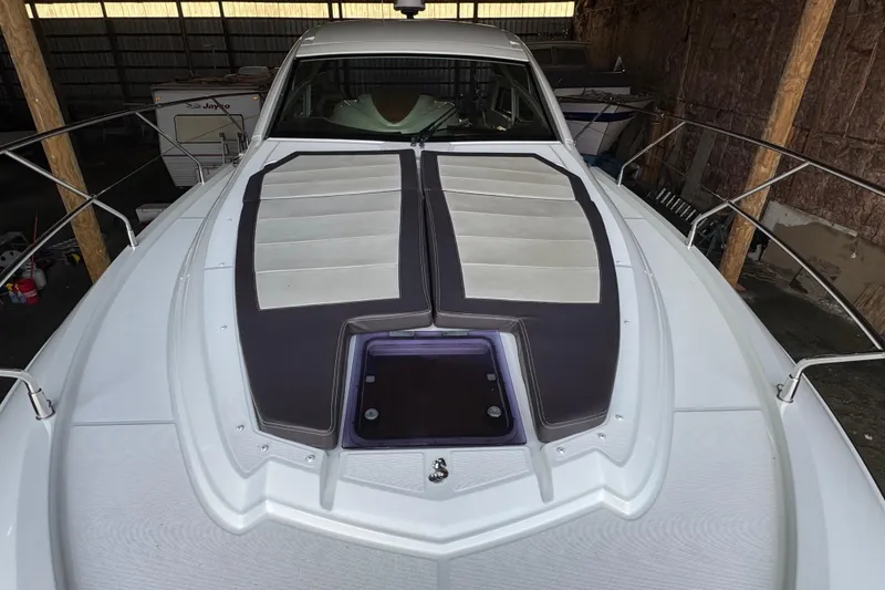 Slide: The Image of Beneteau Gran Turismo 40 2016 - 5