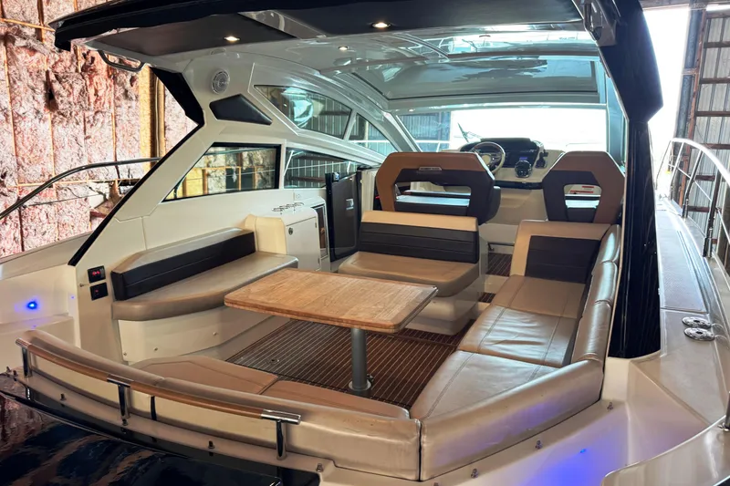 Slide: The Image of Beneteau Gran Turismo 40 2016 - 9