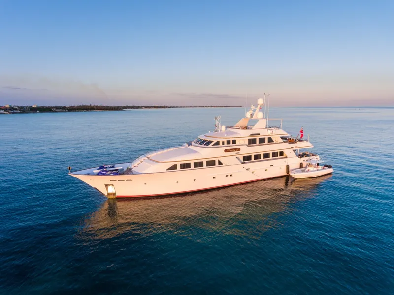 Slide: The Image of Palmer Johnson Pilothouse 1997 - 41