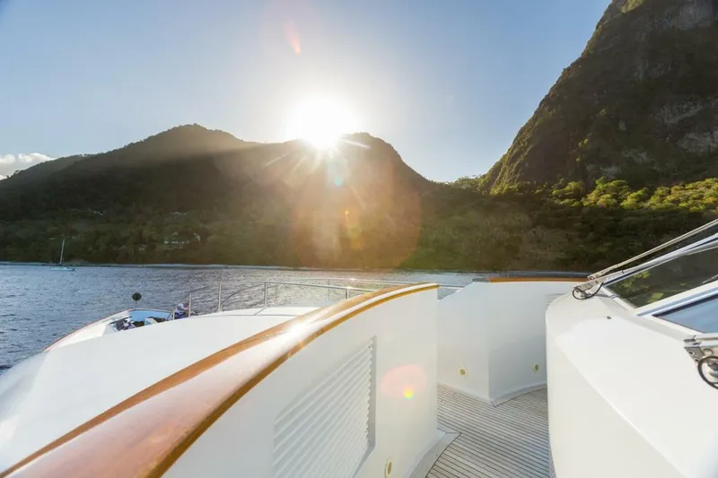 Slide: The Image of Palmer Johnson Pilothouse 1997 - 30
