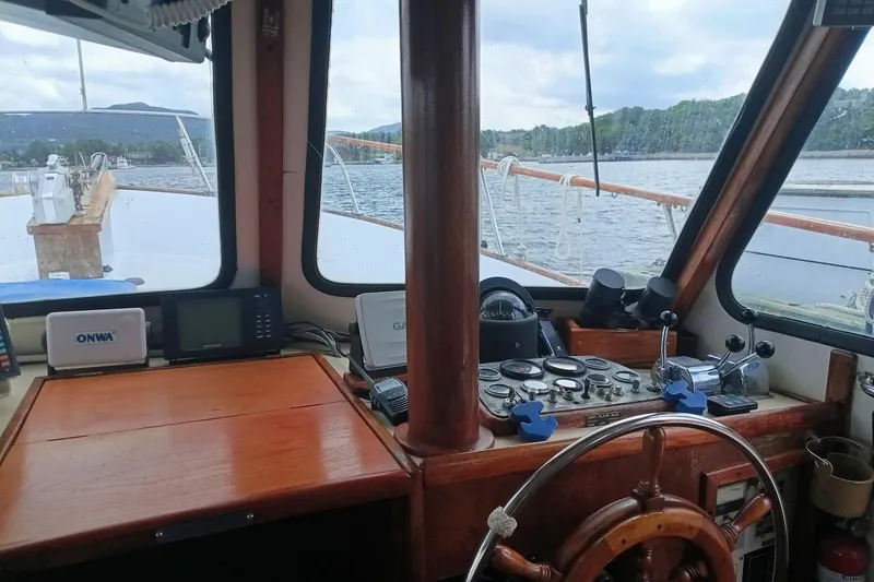 Slide: The Image of DeFever 40 Passage Maker Trawler Yacht 1974 - 12
