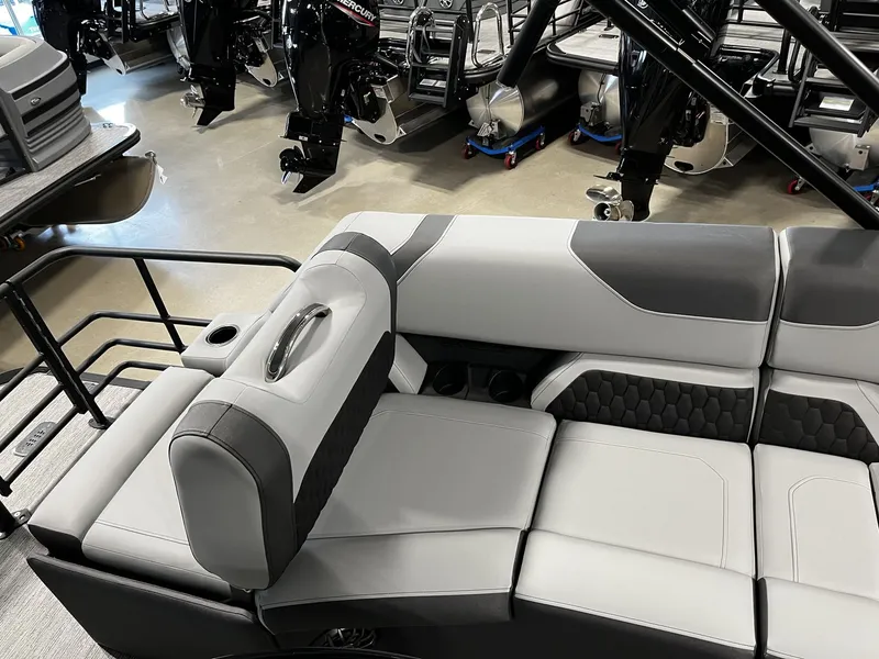 Slide: The Image of Sylvan X3 SLZ 2027 - 18
