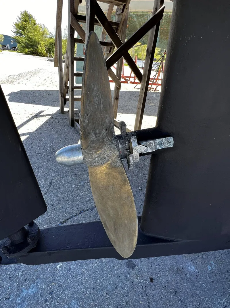 Slide: The Image of Custom Seakindly Marine Tucker 52 2006 - 12