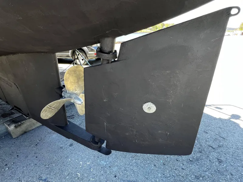 Slide: The Image of Custom Seakindly Marine Tucker 52 2006 - 14