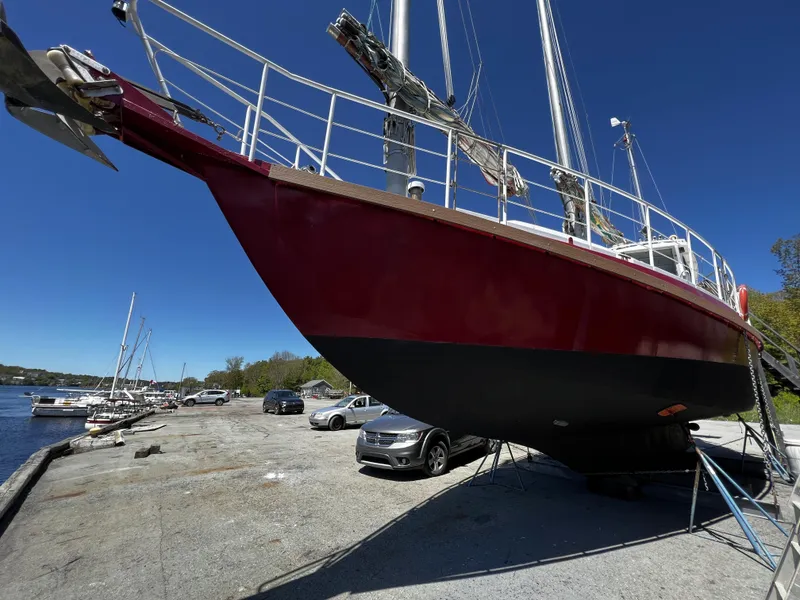 Slide: The Image of Custom Seakindly Marine Tucker 52 2006 - 16