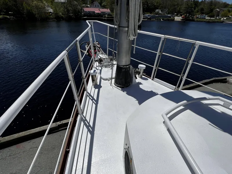 Slide: The Image of Custom Seakindly Marine Tucker 52 2006 - 24