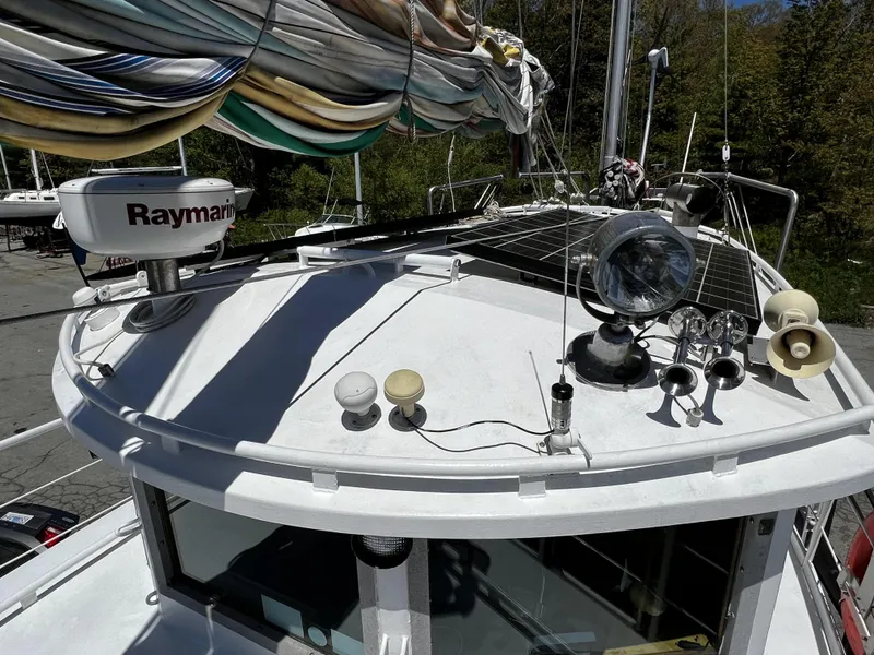 Slide: The Image of Custom Seakindly Marine Tucker 52 2006 - 28