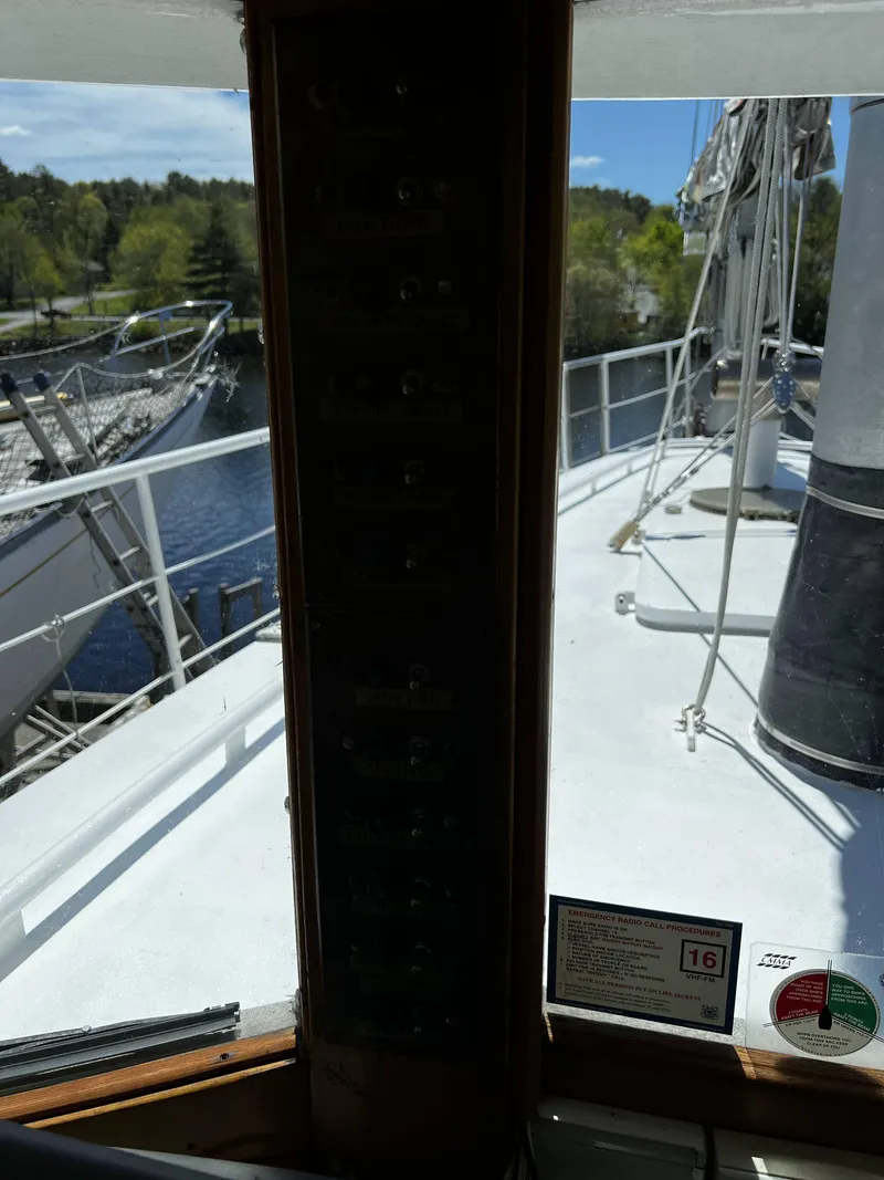 Slide: The Image of Custom Seakindly Marine Tucker 52 2006 - 59