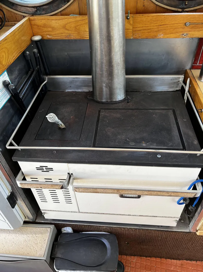 Slide: The Image of Custom Seakindly Marine Tucker 52 2006 - 67