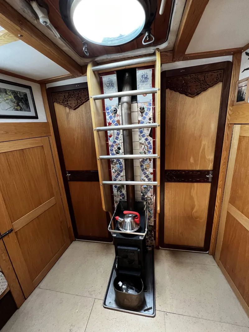 Slide: The Image of Custom Seakindly Marine Tucker 52 2006 - 72