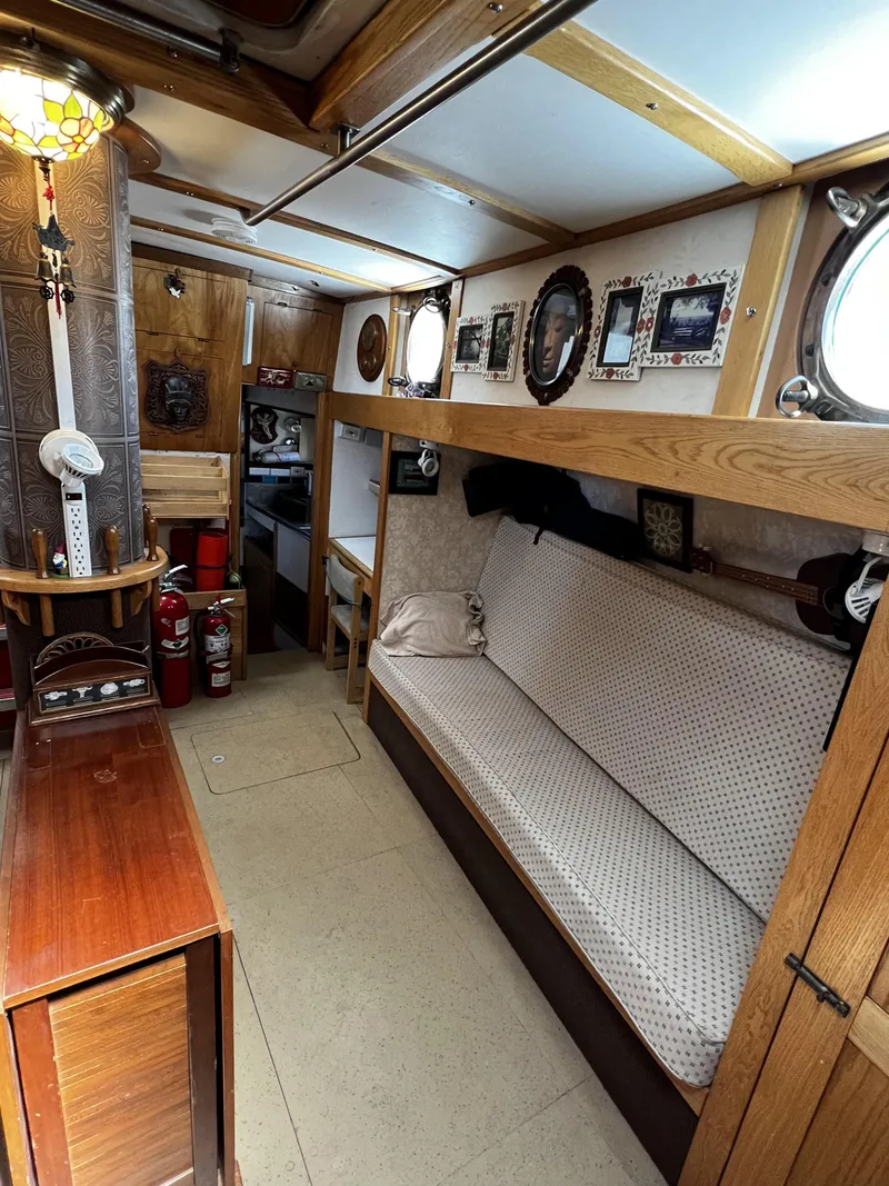 Slide: The Image of Custom Seakindly Marine Tucker 52 2006 - 73