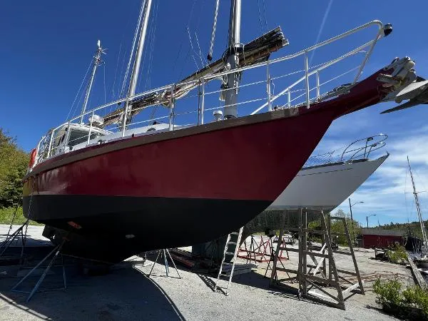 Slide: The Image of Custom Seakindly Marine Tucker 52 2006 - 20