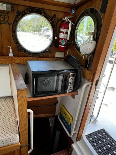 Slide: The Image of Custom Seakindly Marine Tucker 52 2006 - 41