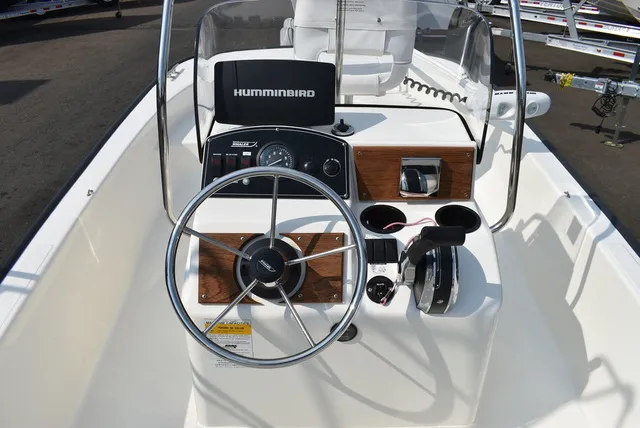 Slide: The Image of Boston Whaler 150 Montauk 2014 - 27