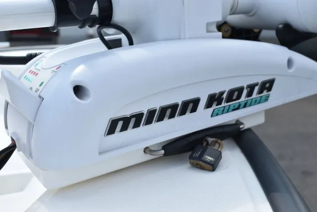 Slide: The Image of Boston Whaler 150 Montauk 2014 - 17