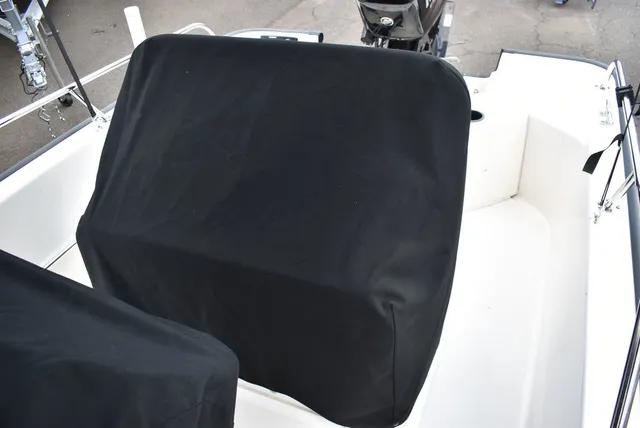 Slide: The Image of Boston Whaler 150 Montauk 2014 - 58