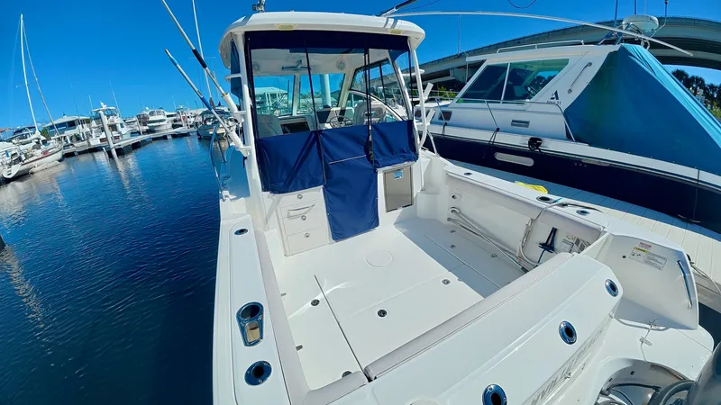 Slide: The Image of Boston Whaler 285 CONQUEST 2018 - 10