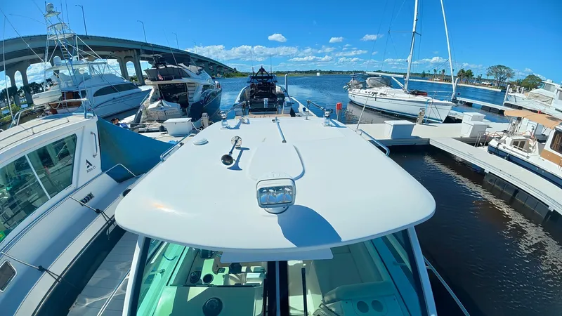 Slide: The Image of Boston Whaler 285 CONQUEST 2018 - 21