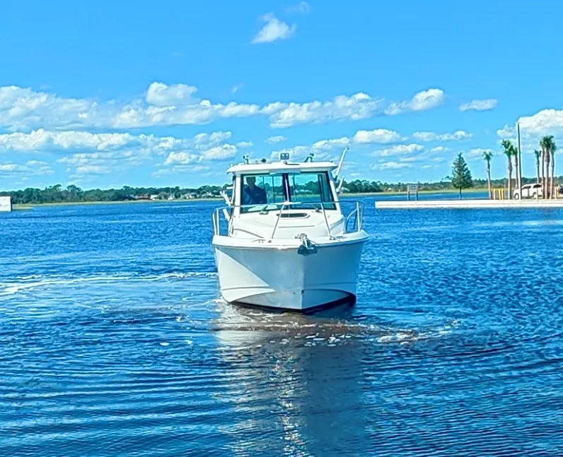 Slide: The Image of Boston Whaler 285 CONQUEST 2018 - 5