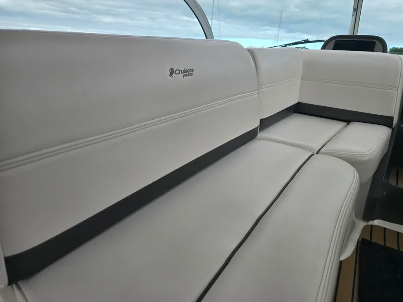 Slide: The Image of Cruisers 420 EXPRESS 2005 - 13