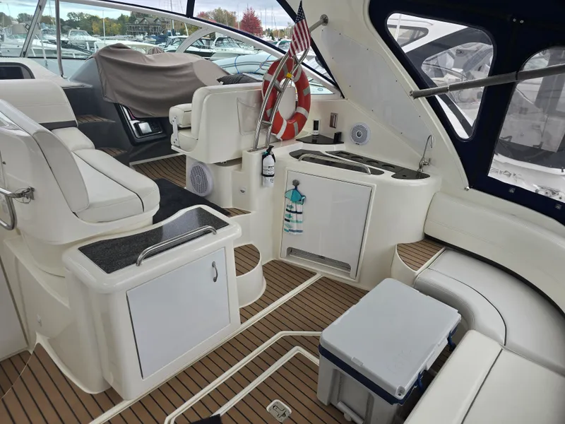 Slide: The Image of Cruisers 420 EXPRESS 2005 - 10